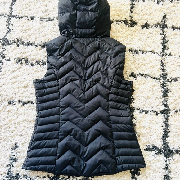 Blanc Noir Puffer Hooded Vest feather Down Size Small - Picture 4 of 8